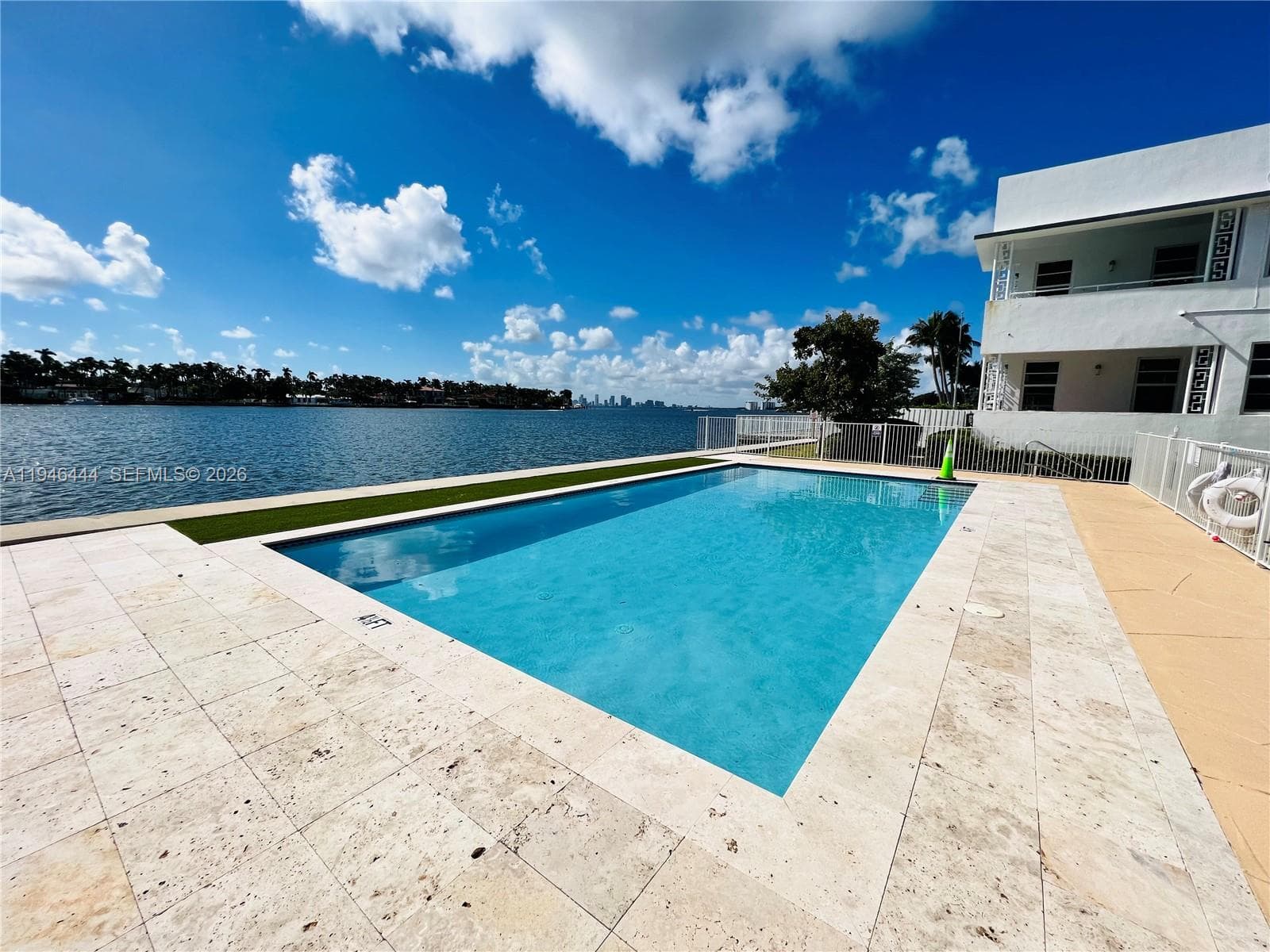 OCEANSIDE SEC ISLE OF NOR · #901 in Miami Beach - Photo 2