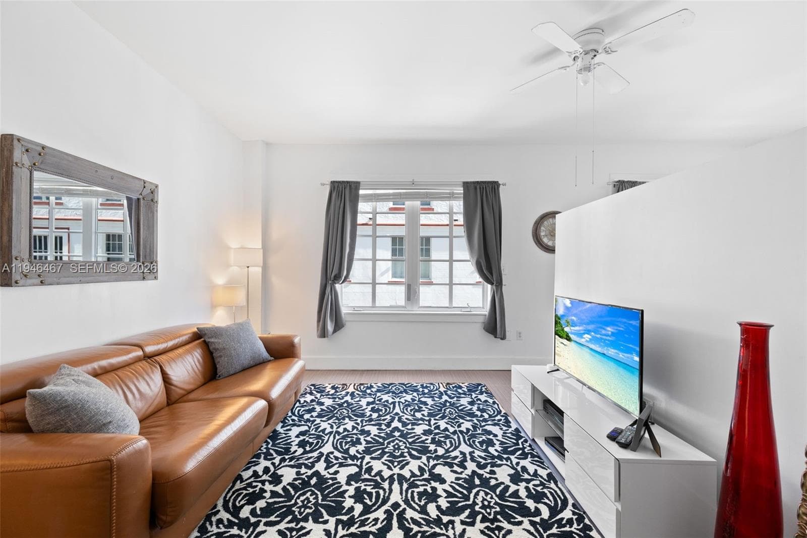 BARBIZON BEACH CLUB CONDO · #108 in Miami Beach - Photo 3