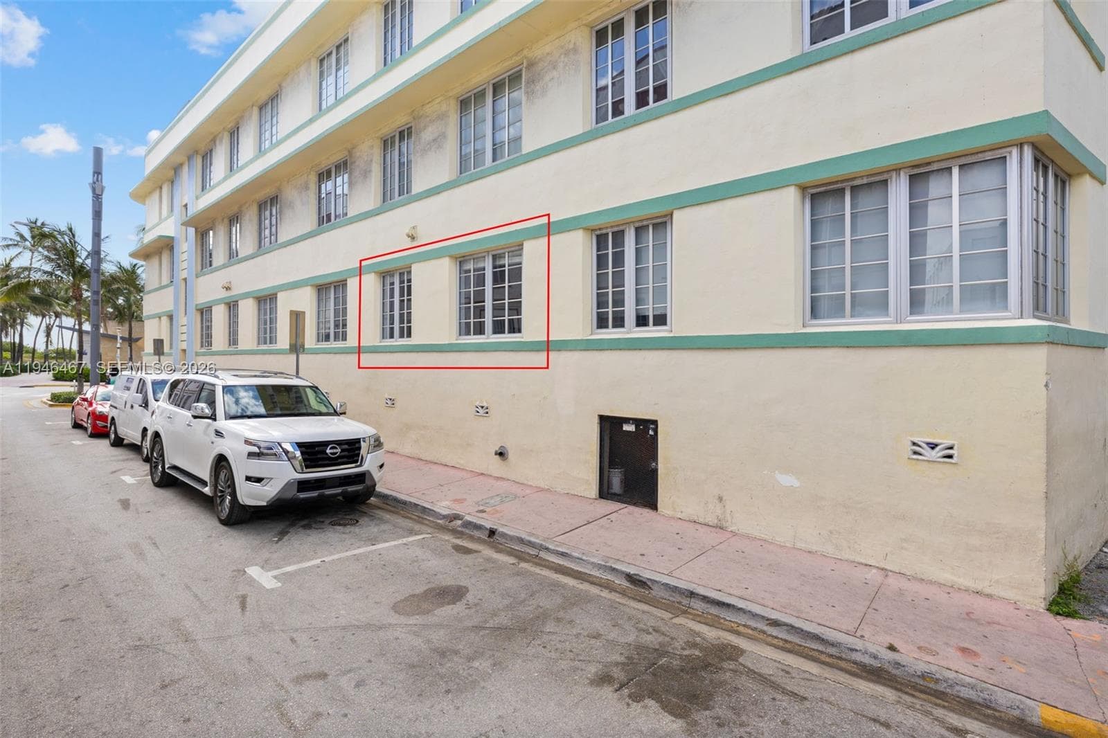 BARBIZON BEACH CLUB CONDO · #108 in Miami Beach - Photo 28