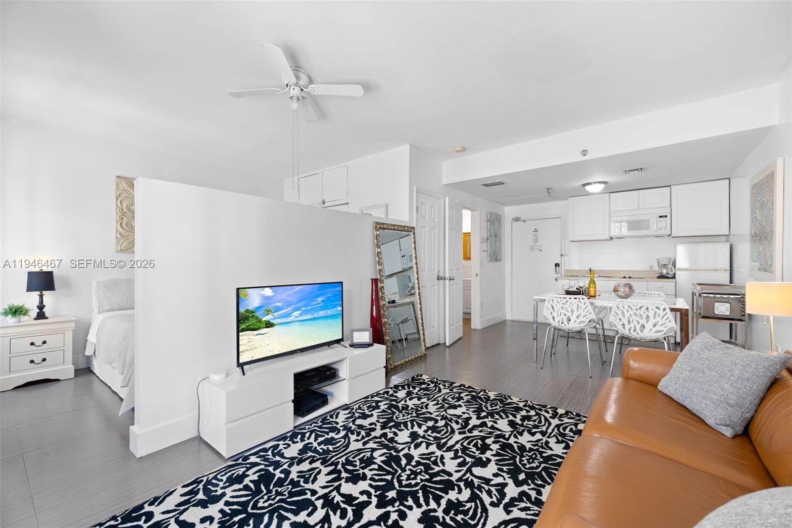 BARBIZON BEACH CLUB CONDO · #108 in Miami Beach - Photo 9