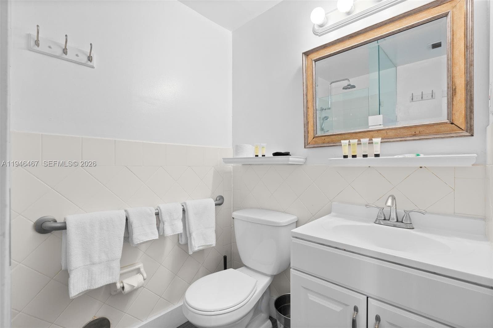 BARBIZON BEACH CLUB CONDO · #108 in Miami Beach - Photo 25