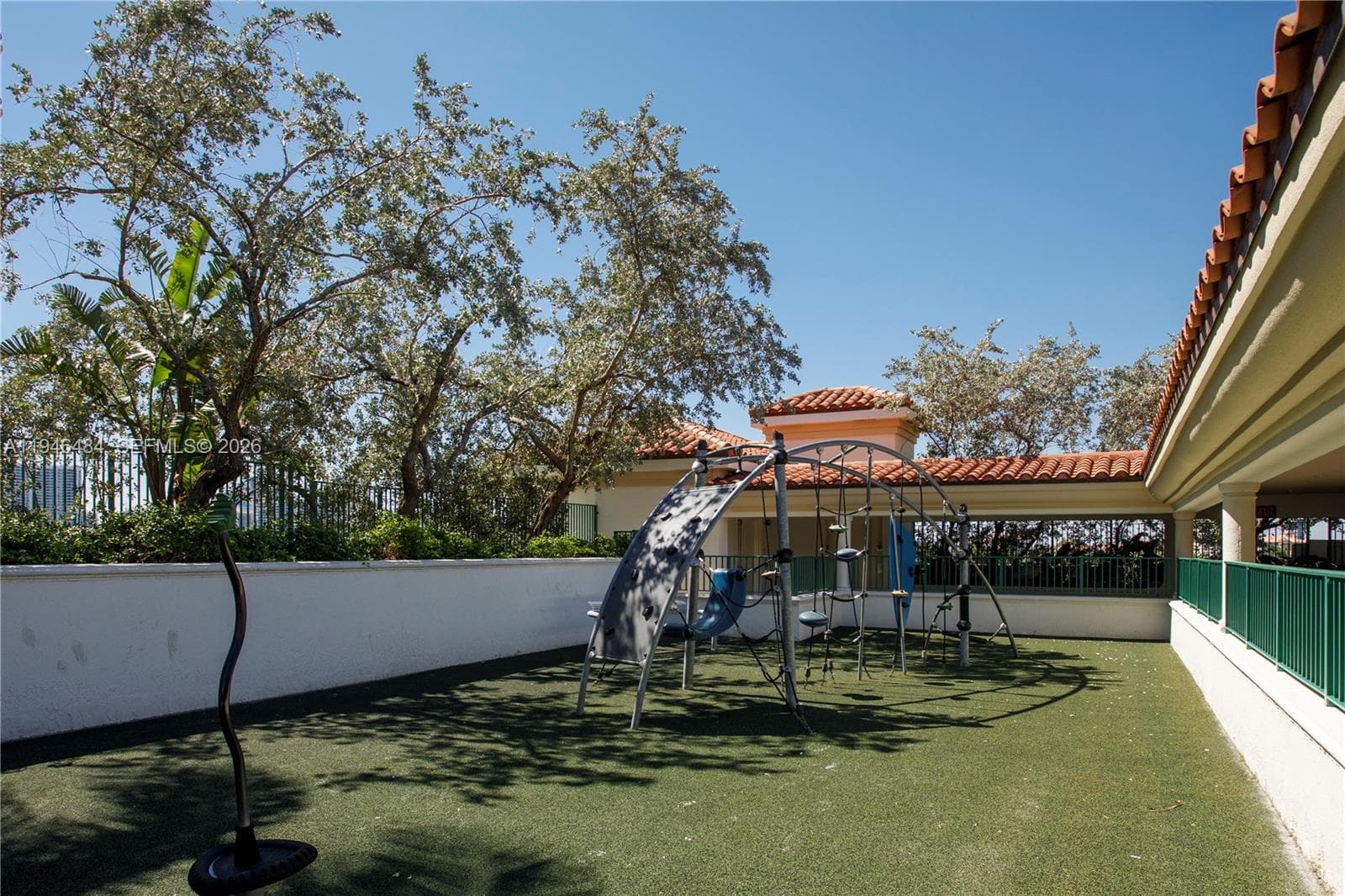 TURNBERRY VILLAGE SO TOWE · #104 in Aventura - Photo 23