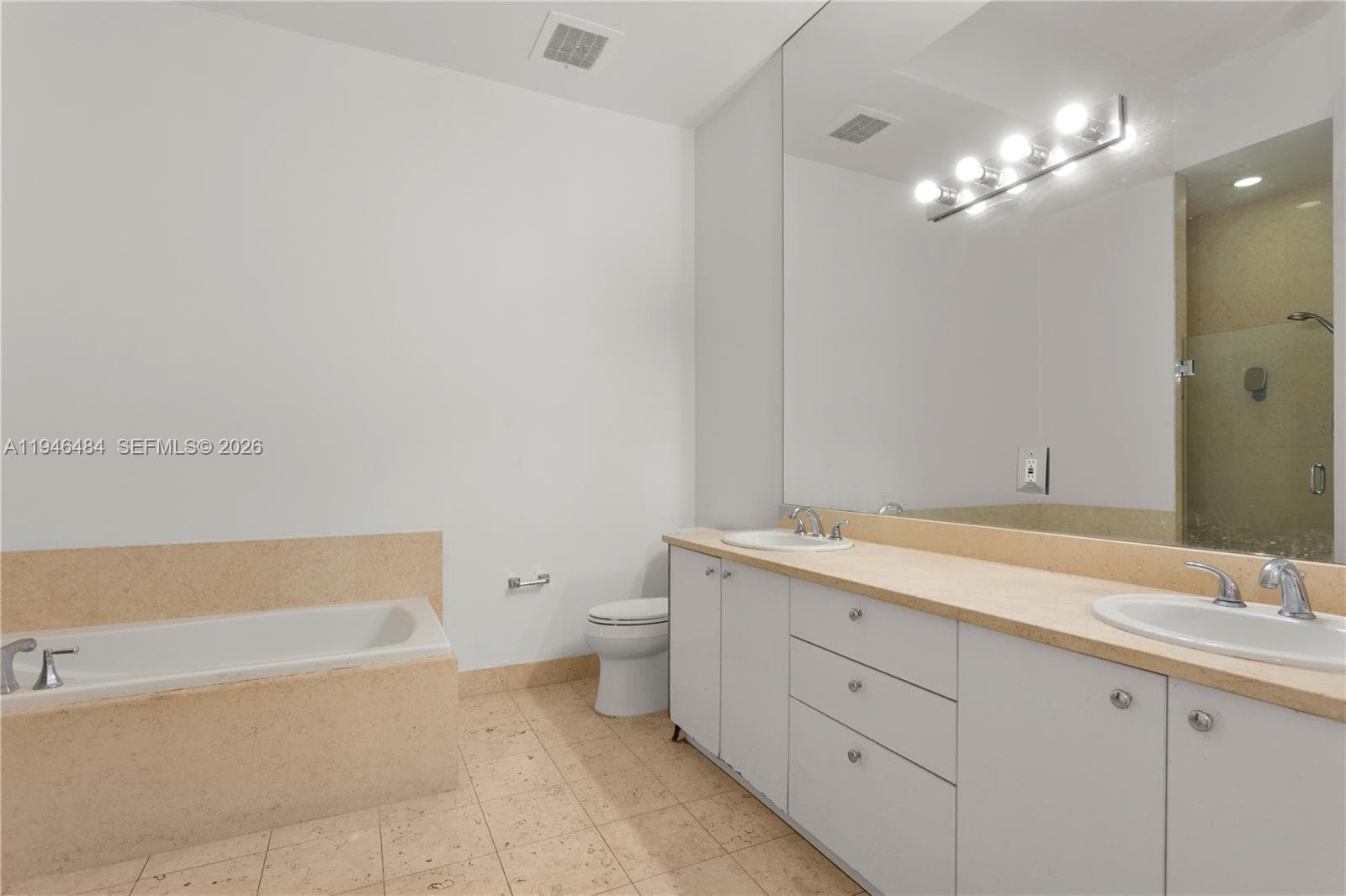 TURNBERRY VILLAGE SO TOWE · #104 in Aventura - Photo 9