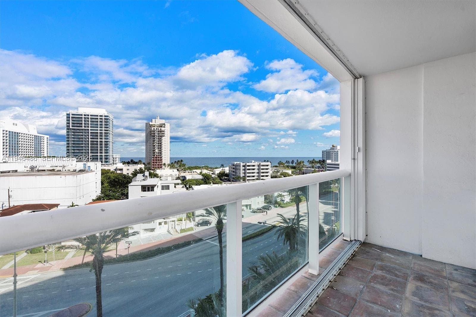 AQUASOL · #8R in Miami Beach - Photo 12