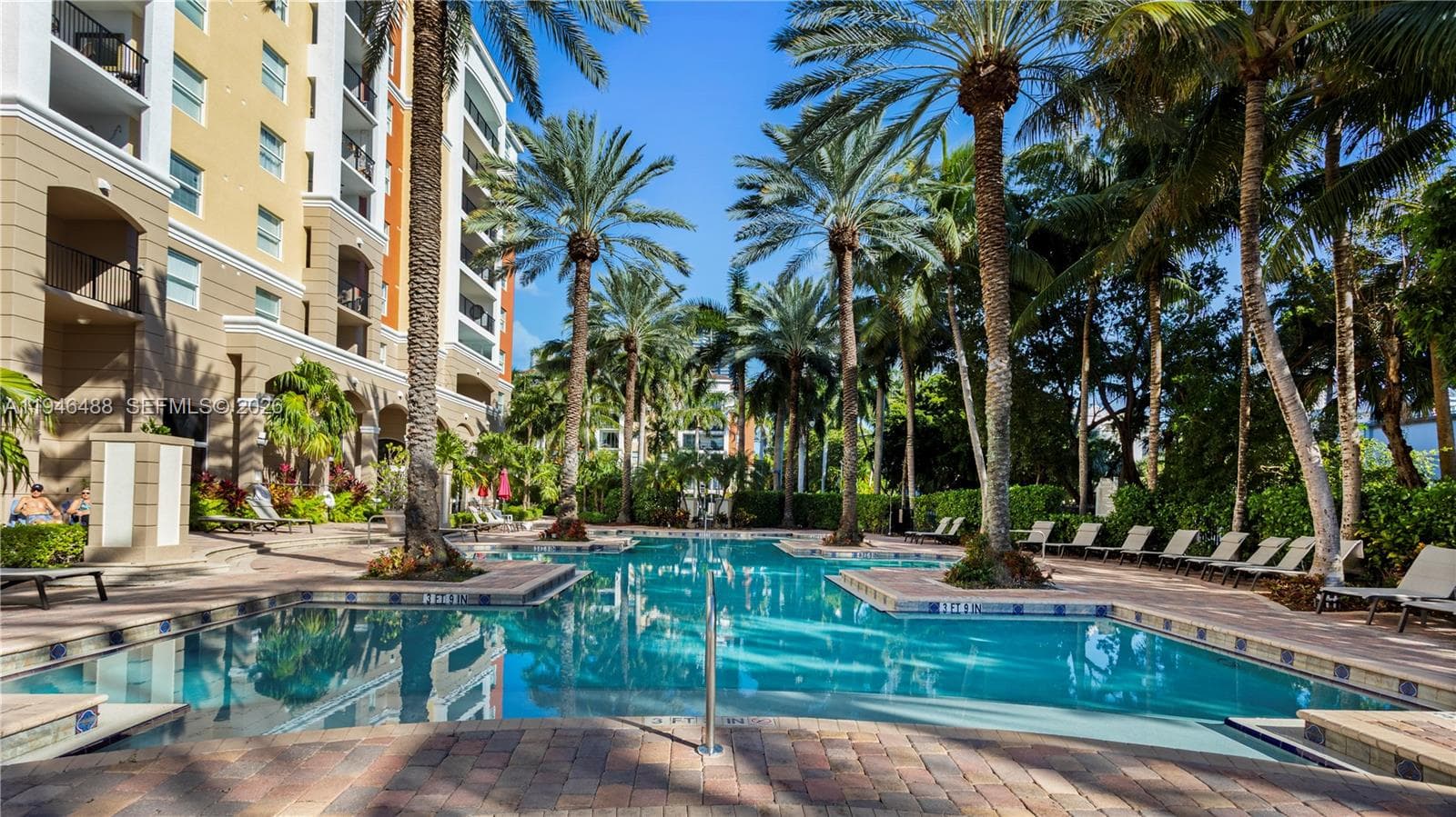 Porto Bellagio · #2707 in Sunny Isles Beach - Photo 12