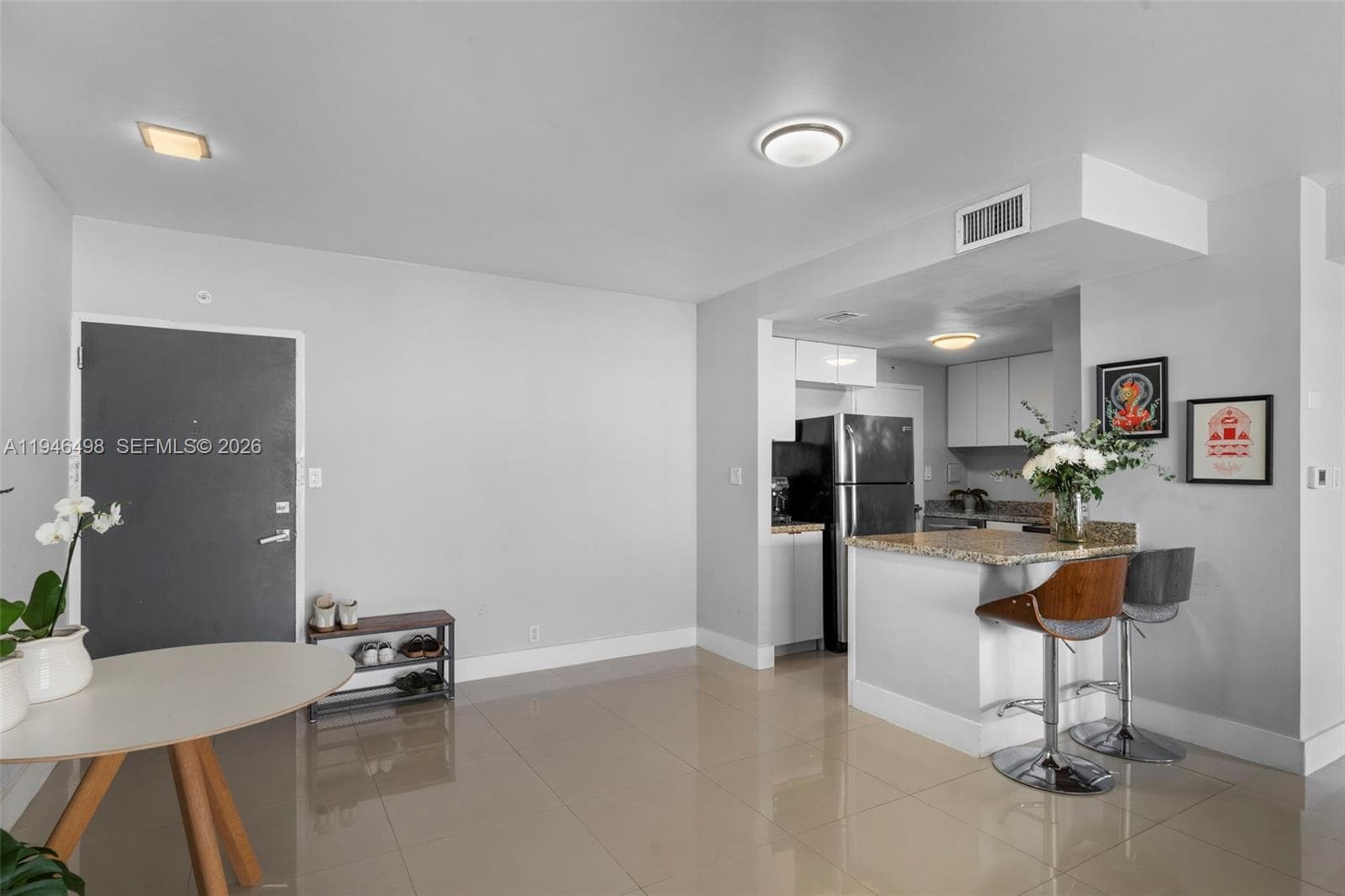 BAY PARK TOWERS CONDO · #902 in Miami - Photo 4