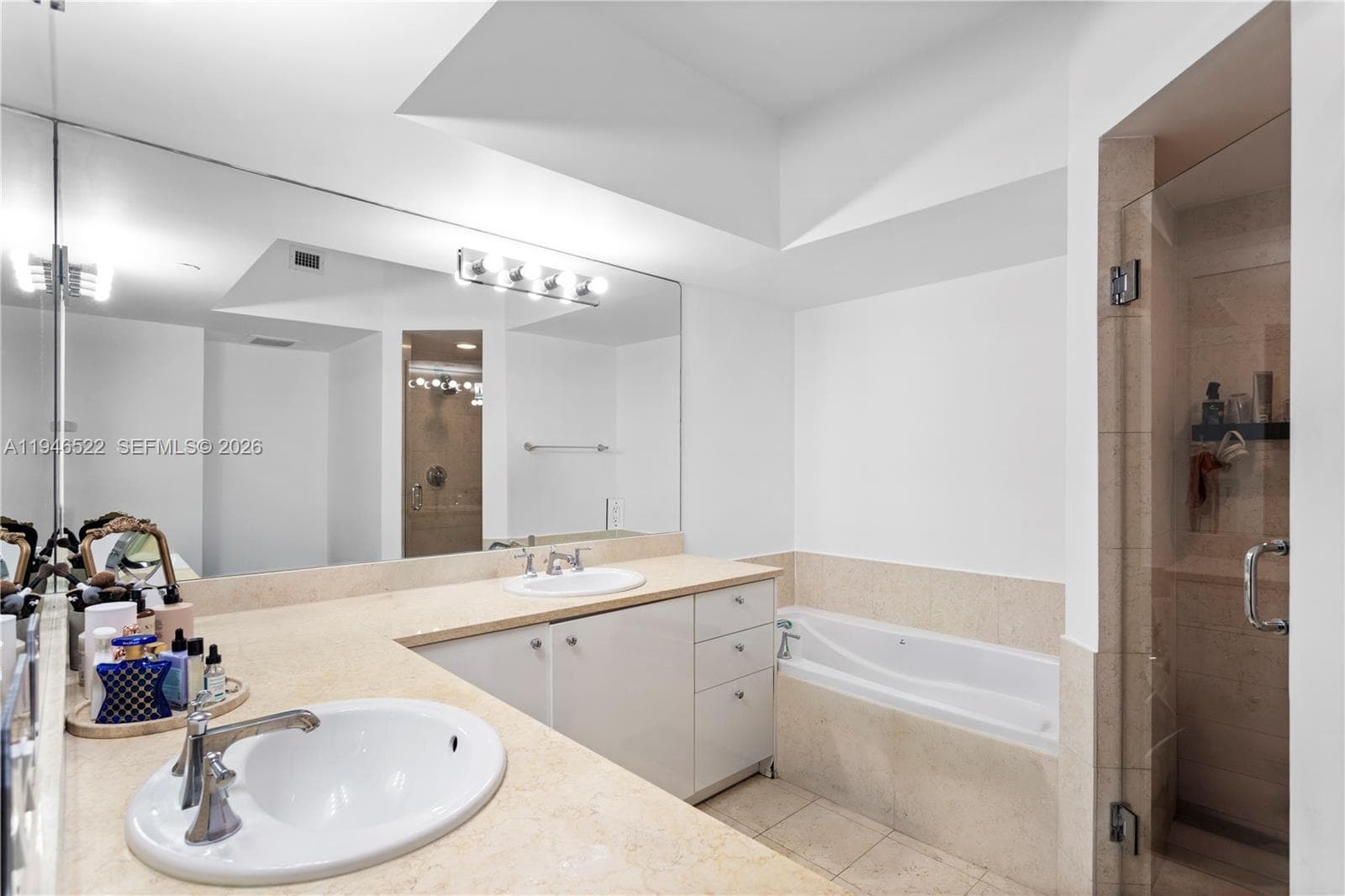 TURNBERRY VILLAGE SO TOWE · #216 in Aventura - Photo 7