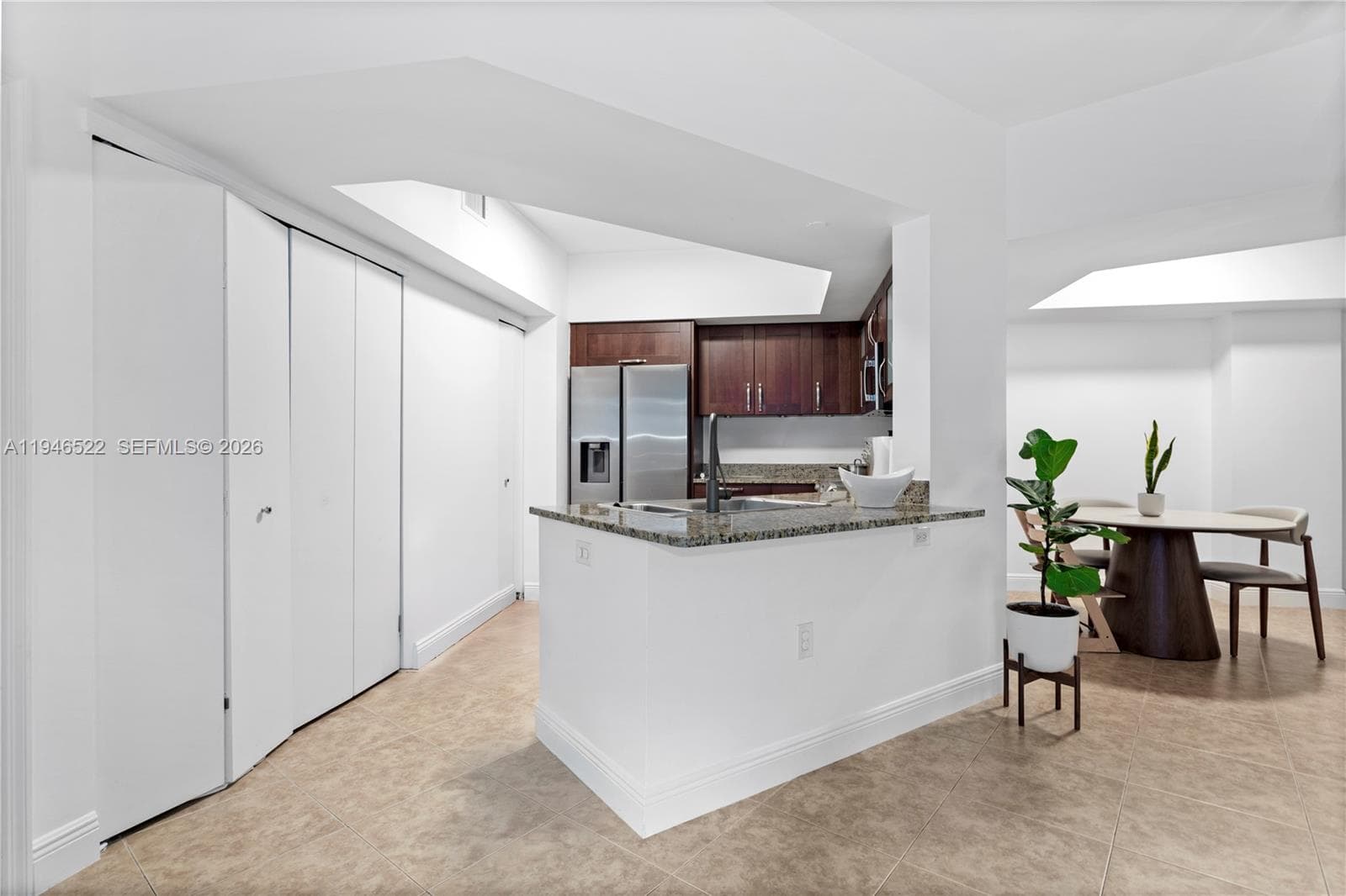TURNBERRY VILLAGE SO TOWE · #216 in Aventura - Photo 3