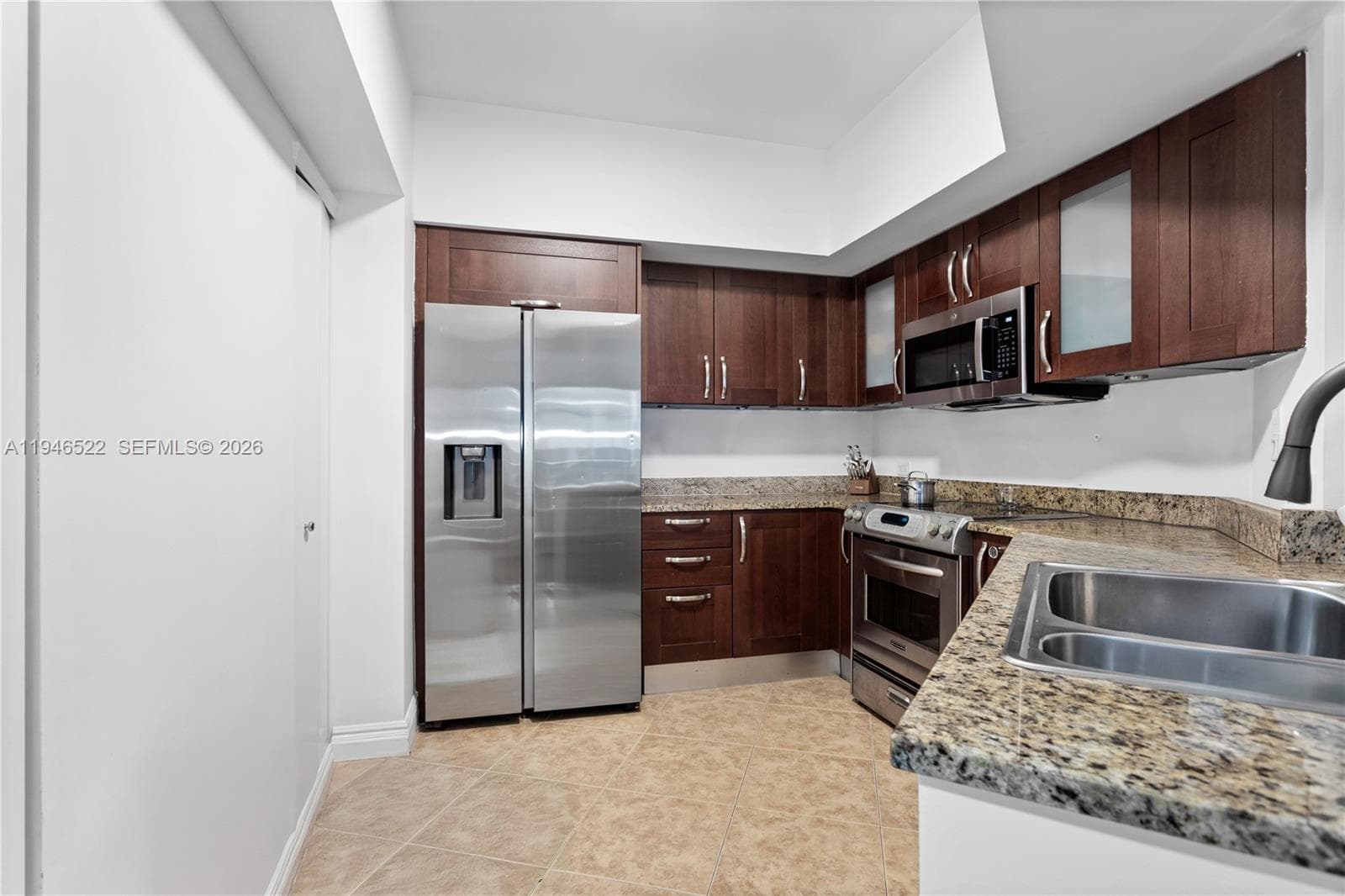 TURNBERRY VILLAGE SO TOWE · #216 in Aventura - Photo 4