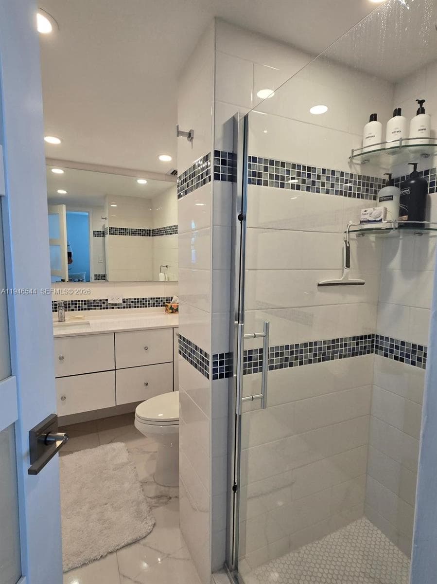 FOUR WINDS CONDO · #1102 in Surfside - Photo 8