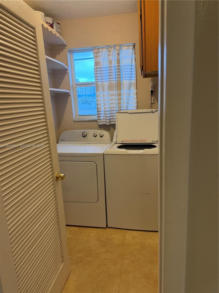 CAROLYN CONDO · #6 in Pompano Beach - Photo 10