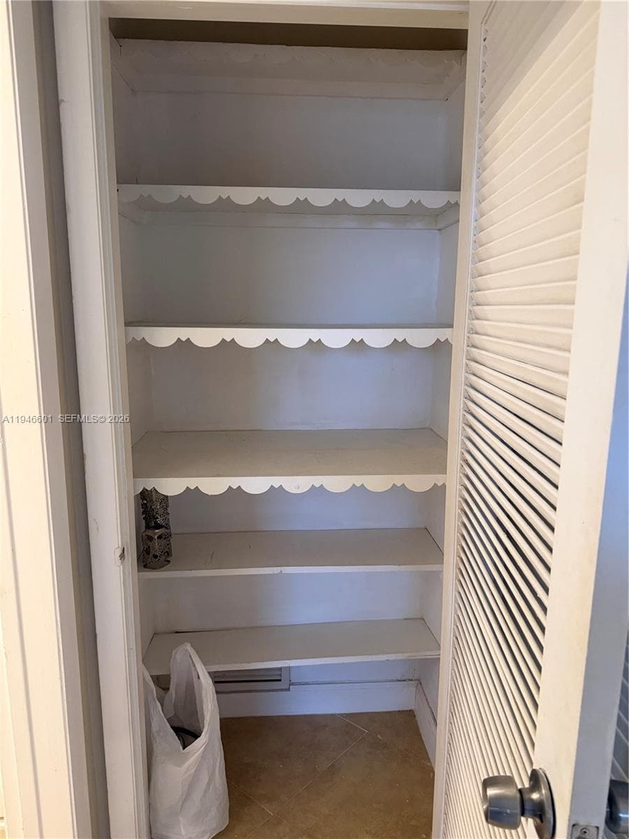 CAROLYN CONDO · #6 in Pompano Beach - Photo 19