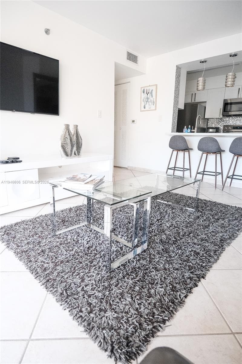 YACHT CLUB AT AVENTURA · #5605 in Aventura - Photo 15