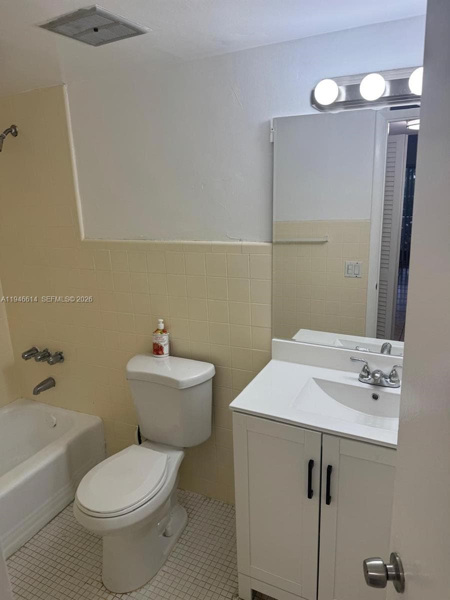 Claremont Place Condo · #104 in North Miami - Photo 6