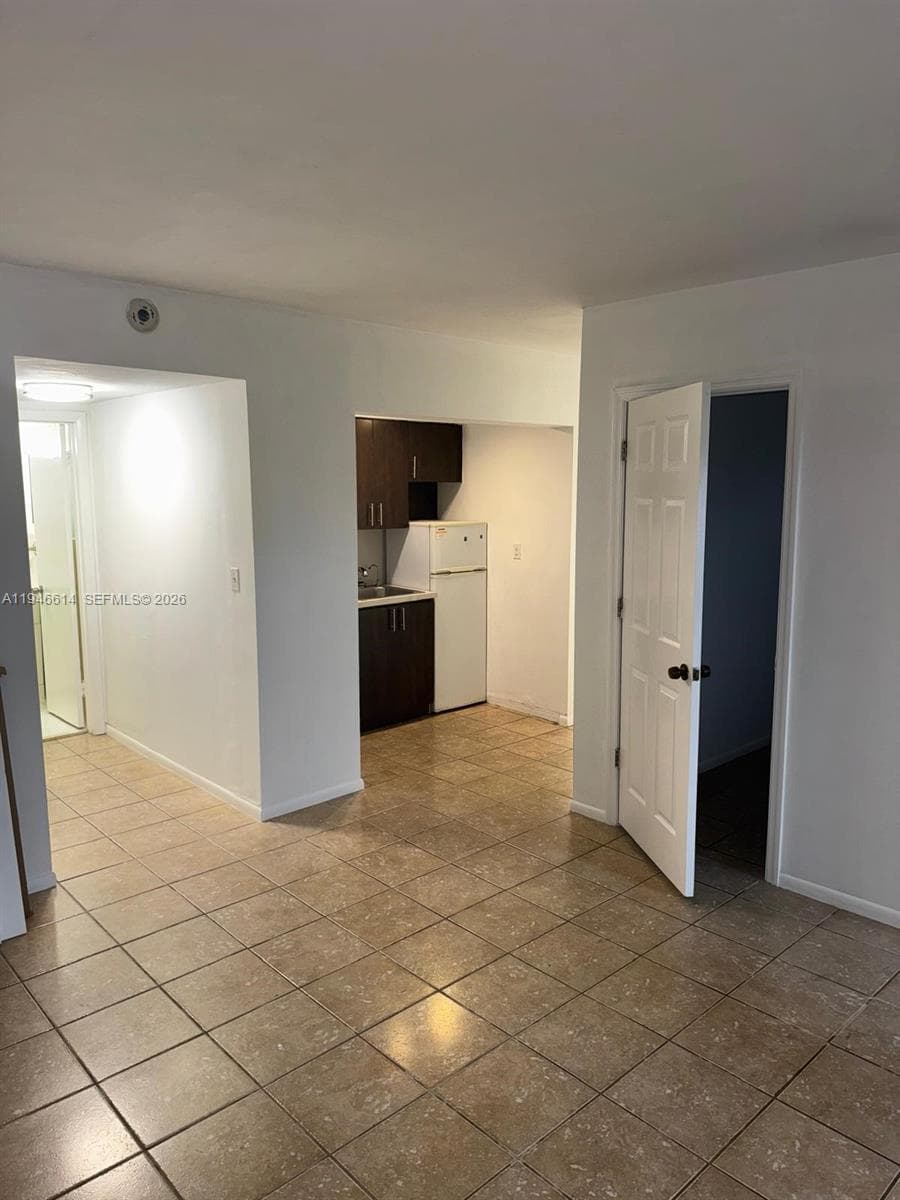 Claremont Place Condo · #104 in North Miami - Photo 5