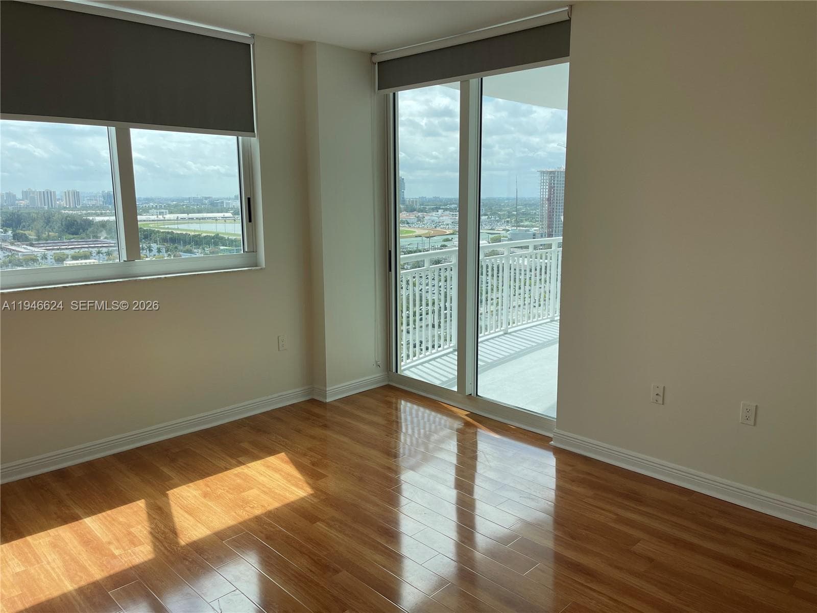 DUO · #1907W in Hallandale Beach - Photo 10