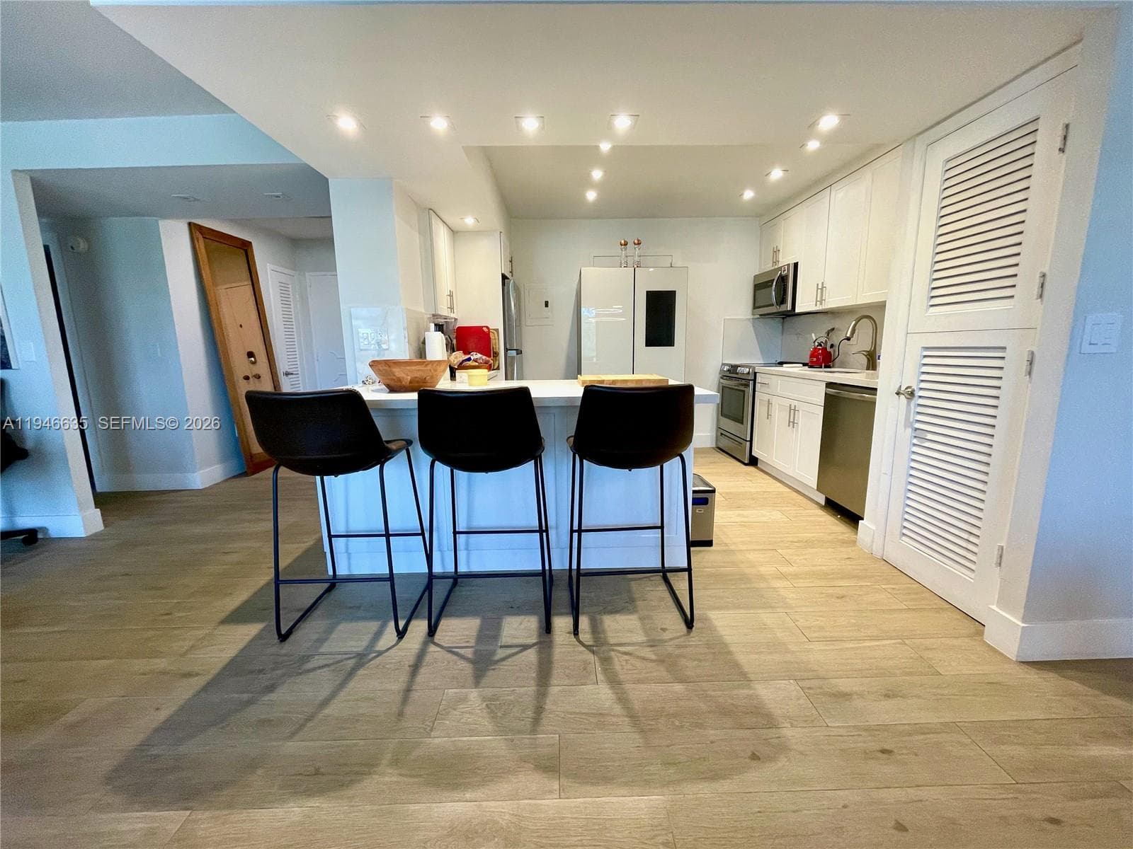 Guildford House Condo · #404 in Bay Harbor Islands - Photo 8