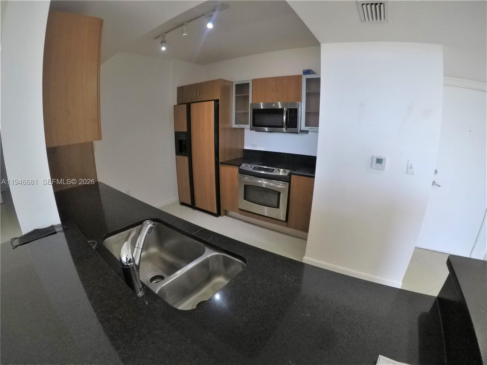 Venture West · #506 in Aventura - Photo 10
