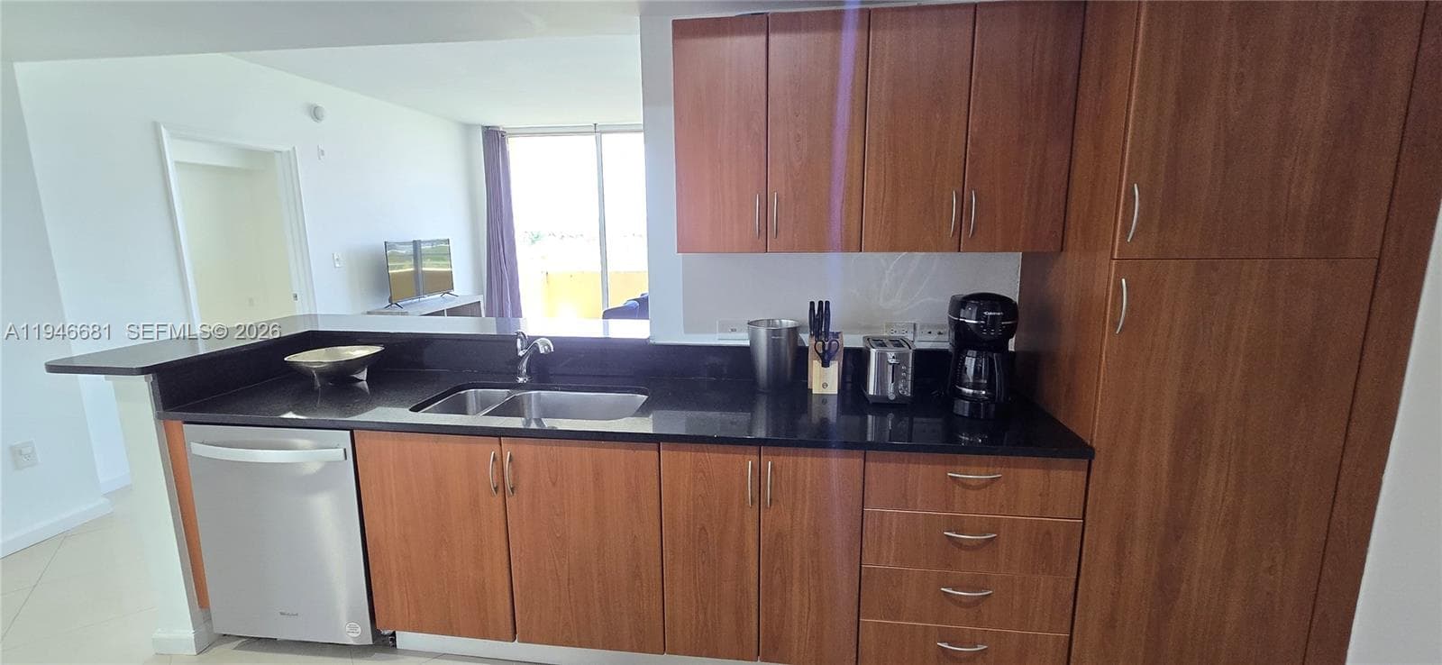 Venture West · #506 in Aventura - Photo 14