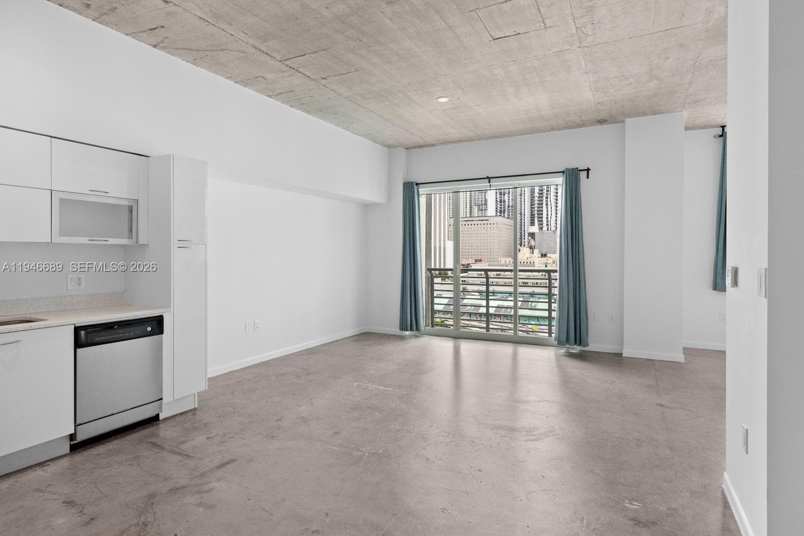 Spacious Open Floor Plan