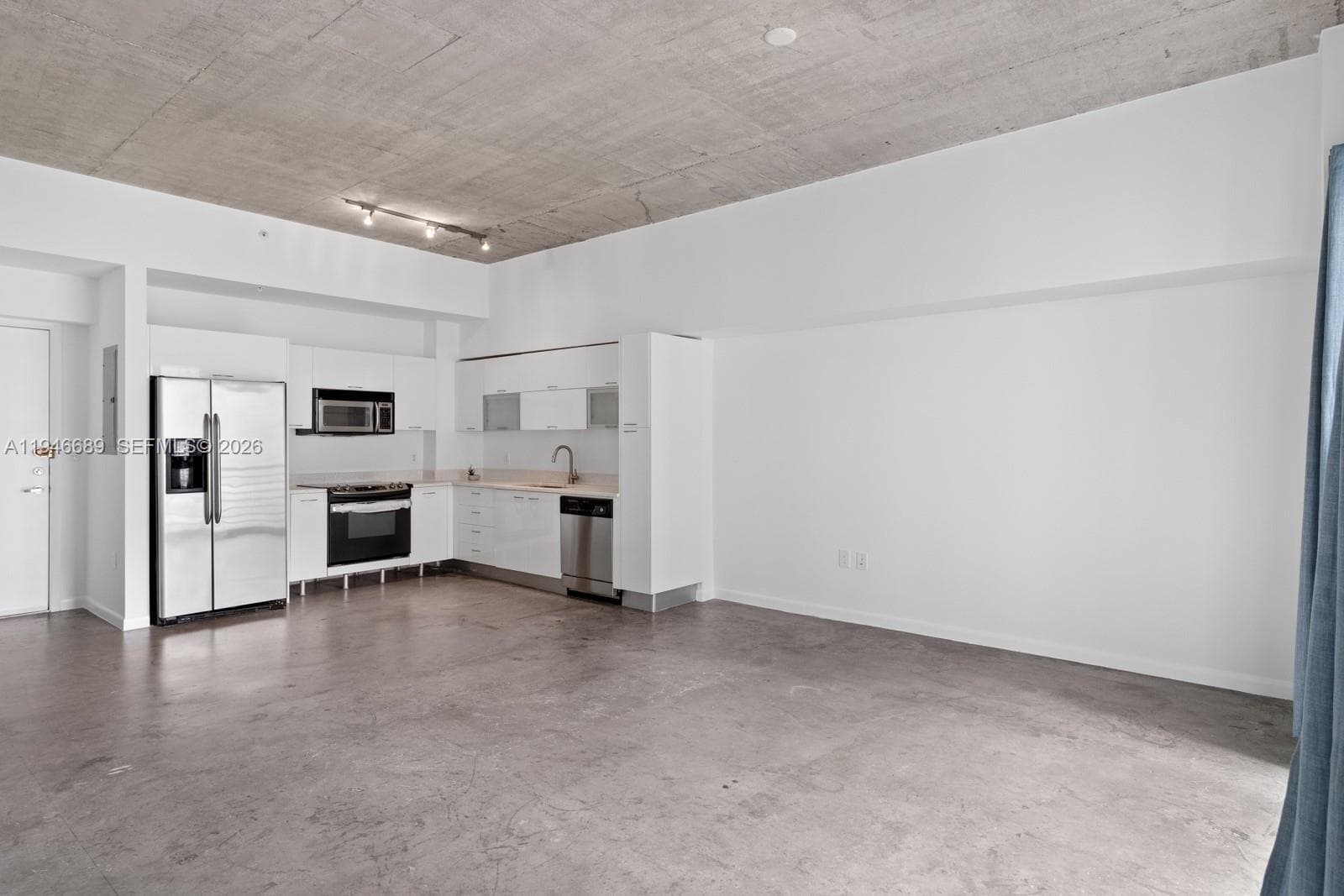 Loft Downtown II · #708 in Miami - Photo 4