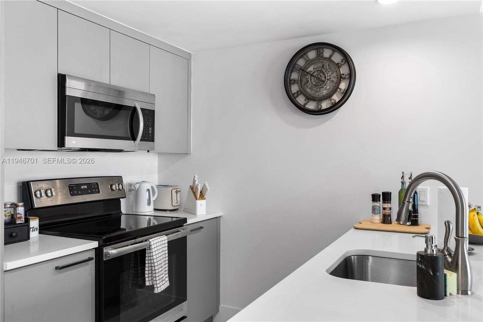ONE BAY HARBOR CONDO · #502 in Bay Harbor Islands - Photo 5