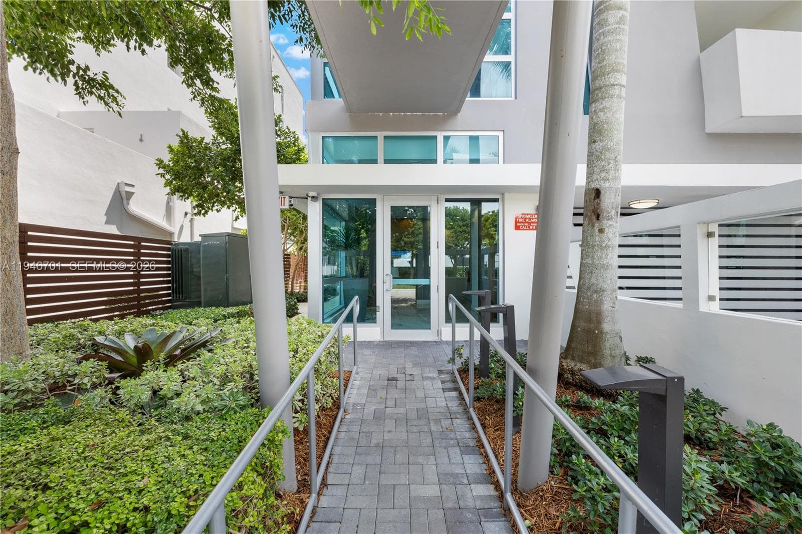 ONE BAY HARBOR CONDO · #502 in Bay Harbor Islands - Photo 58