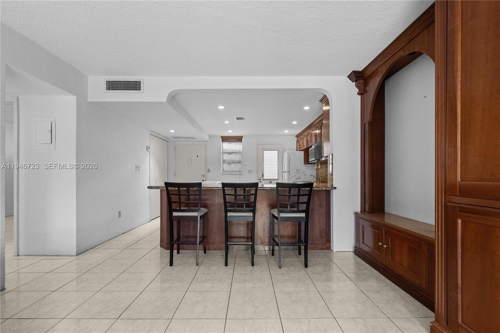 POINT EAST SEC 4 CONDO · #T203 in Aventura - Photo 8