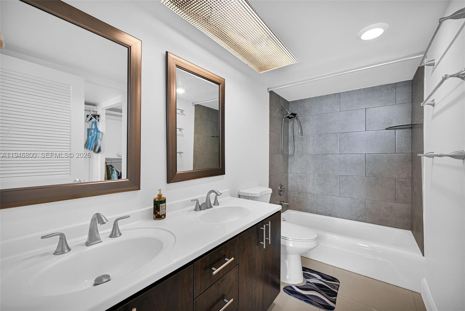 Winston Towers 100 · #1808 in Sunny Isles Beach - Photo 29
