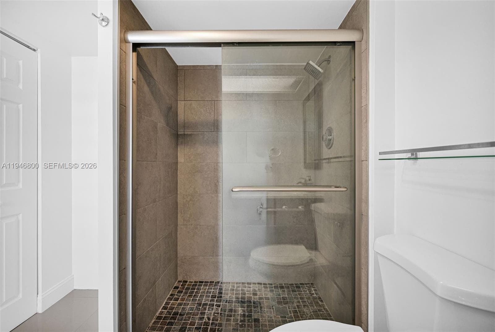 Winston Towers 100 · #1808 in Sunny Isles Beach - Photo 25