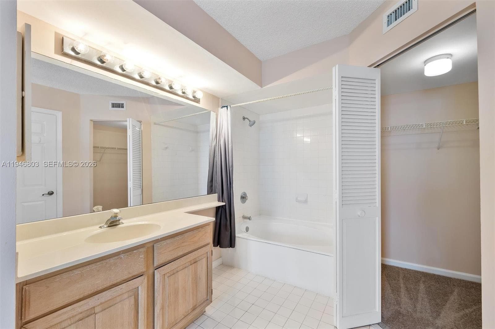 UNIVERSITY INN · #2211 in Coral Gables - Photo 15