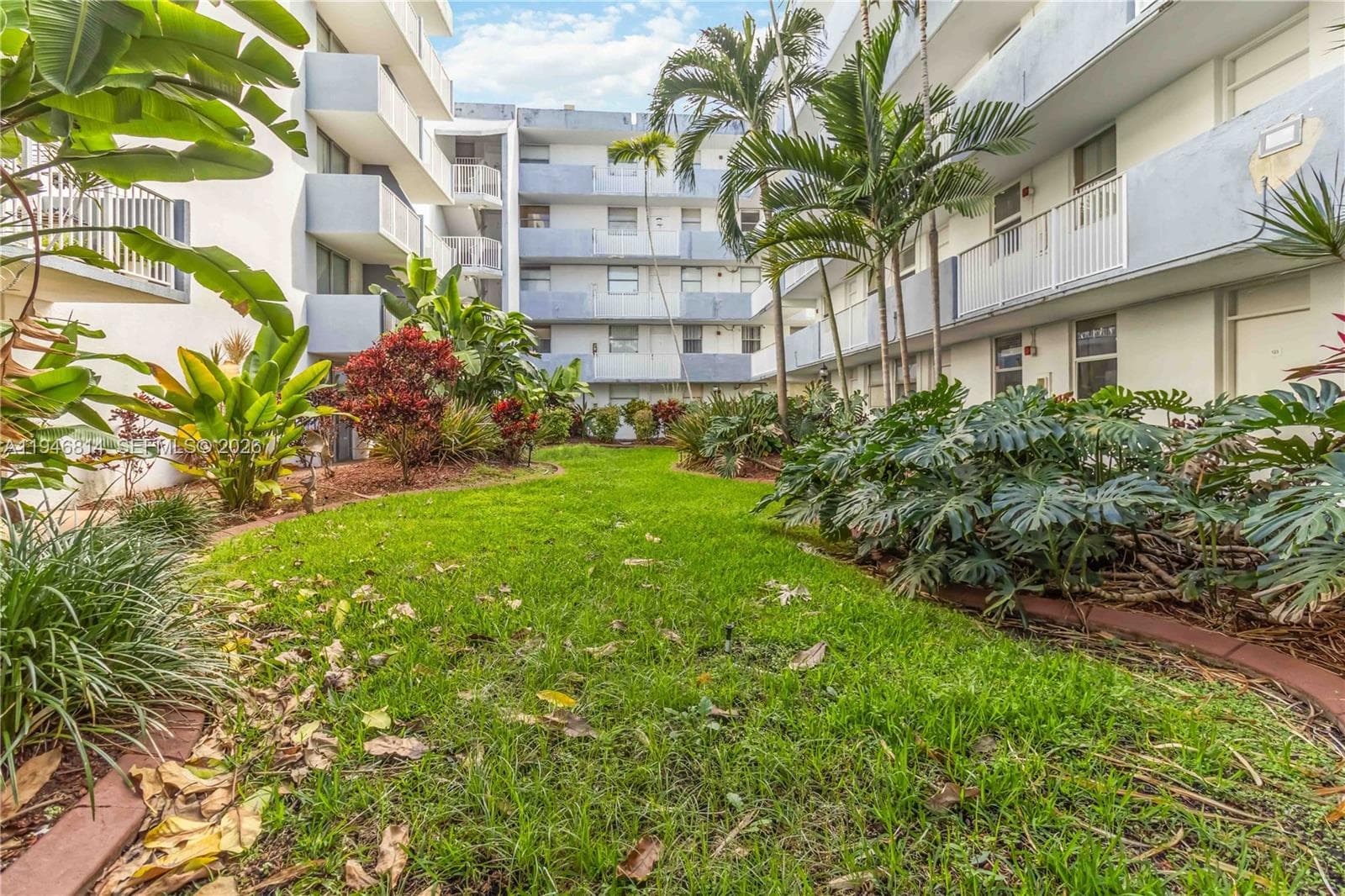 Courtyard Landscaping