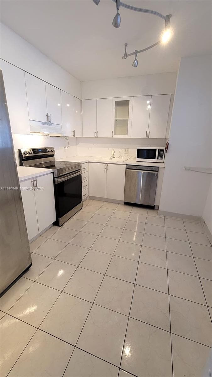 ADMIRALS PORT CONDO WEST · #504W in Aventura - Photo 7
