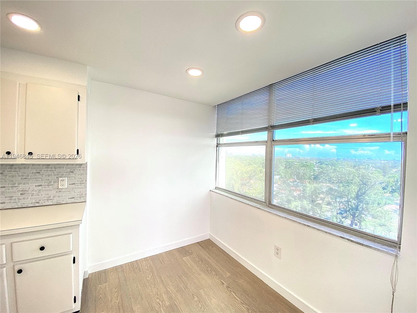 WILSHIRE CONDO · #1020W in Miami - Photo 13