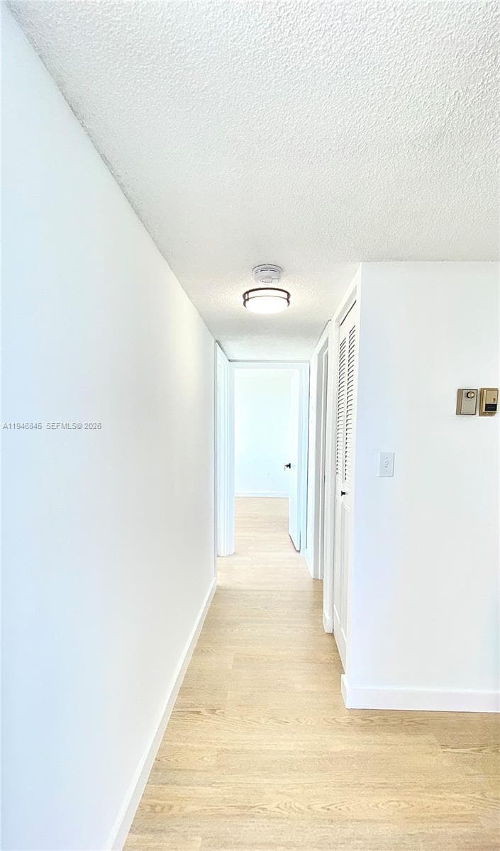 WILSHIRE CONDO · #1020W in Miami - Photo 7