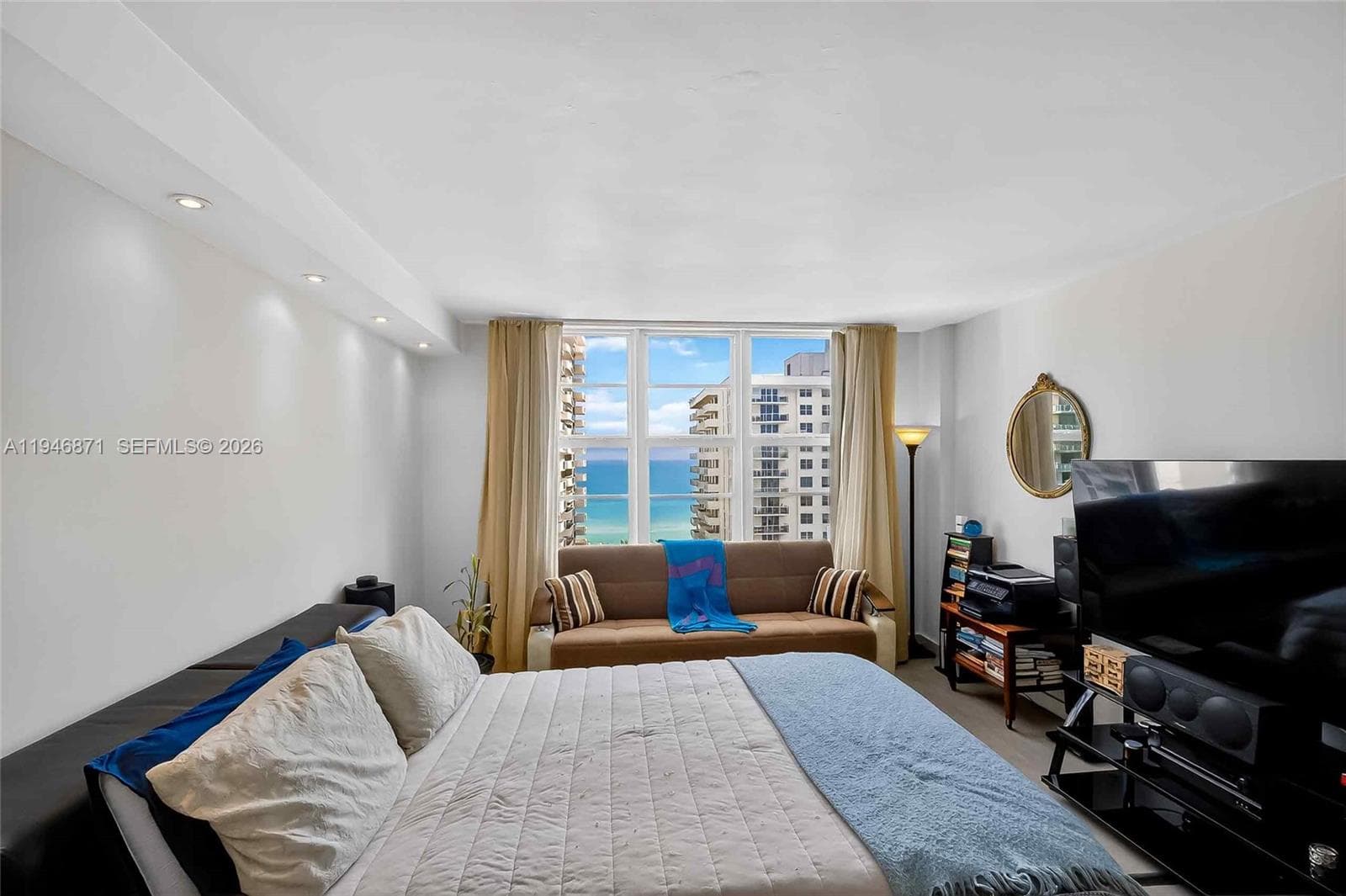 5700 Collins Ave · #15A in Miami Beach - Photo 17