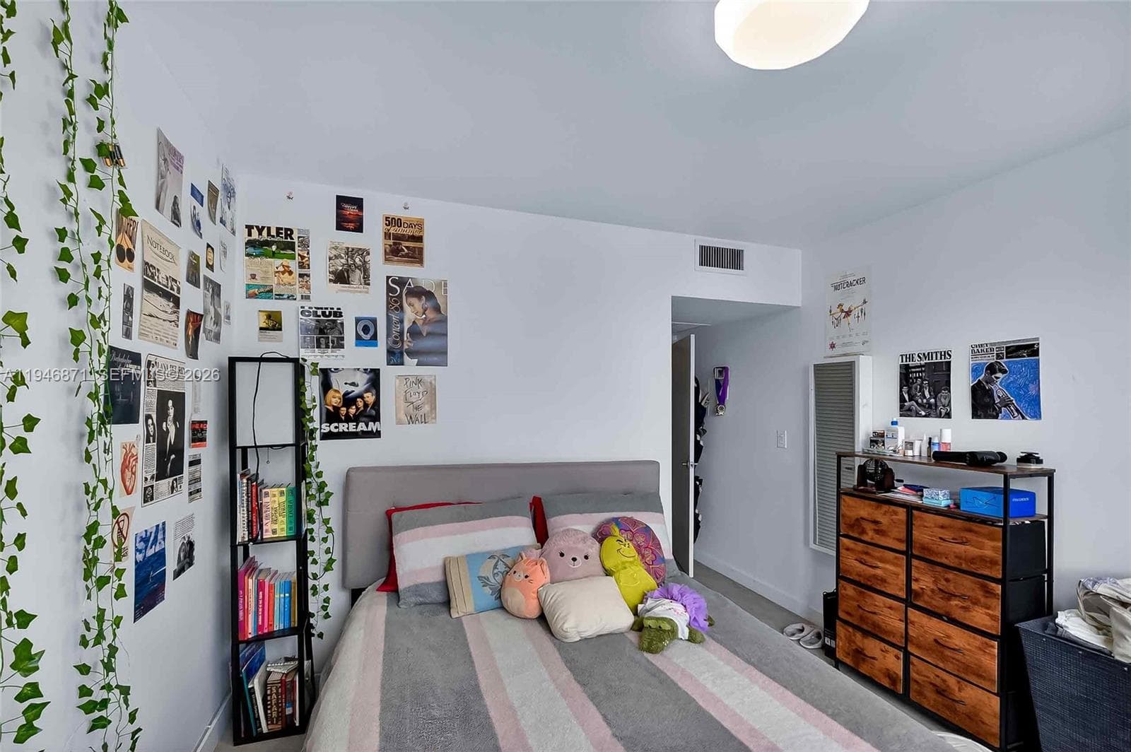 5700 Collins Ave · #15A in Miami Beach - Photo 25