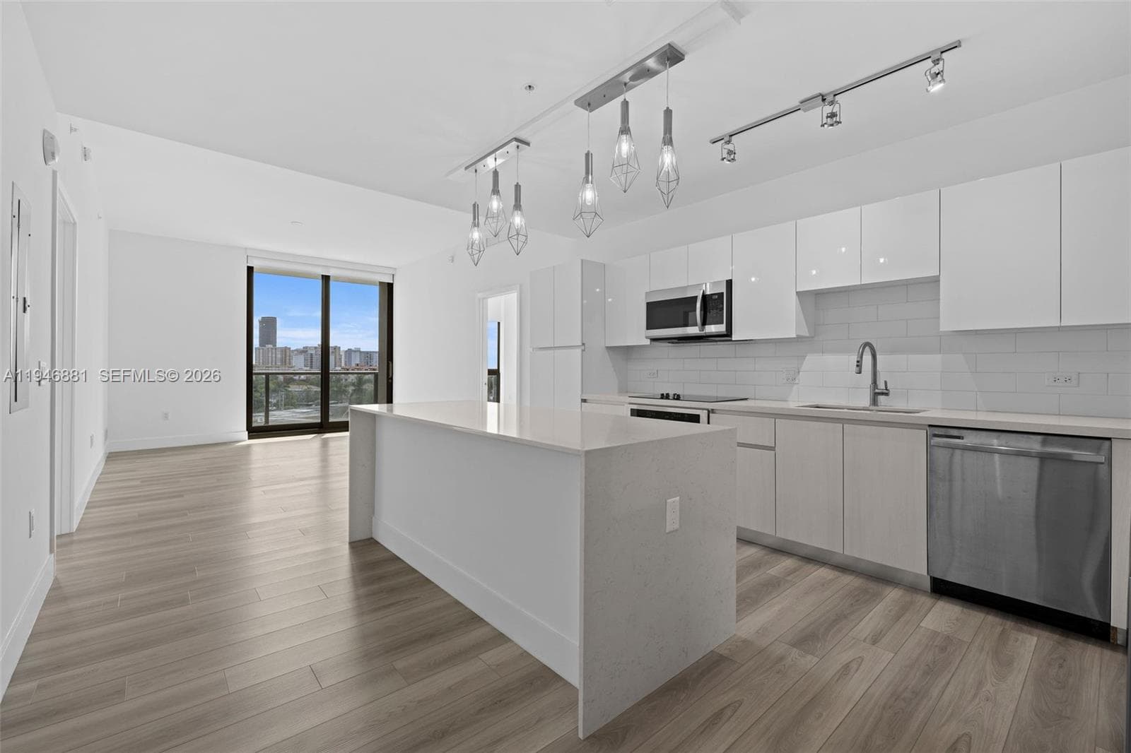 Mondrian Hallandale · #0804 in Hallandale Beach - Photo 1