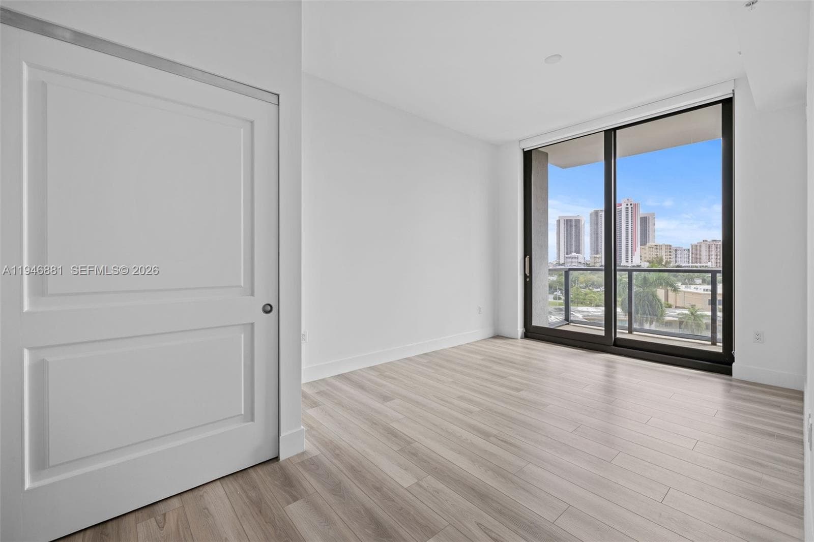 Mondrian Hallandale · #0804 in Hallandale Beach - Photo 30