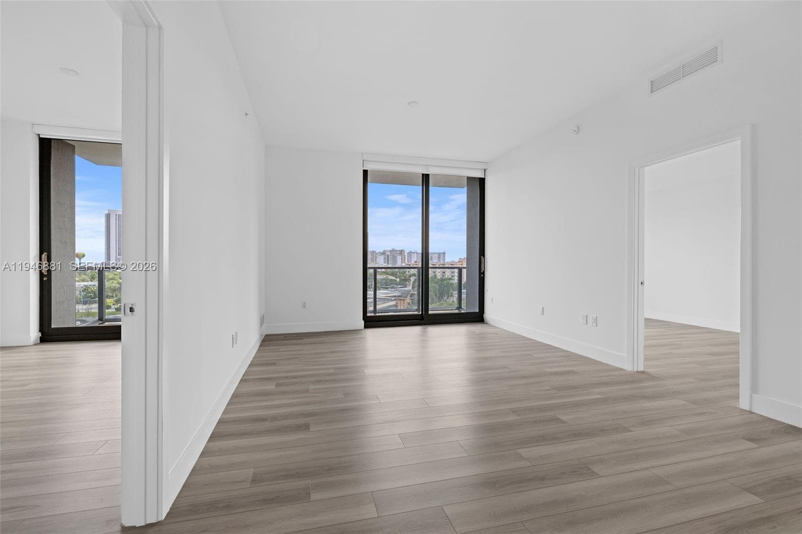 Mondrian Hallandale · #0804 in Hallandale Beach - Photo 10