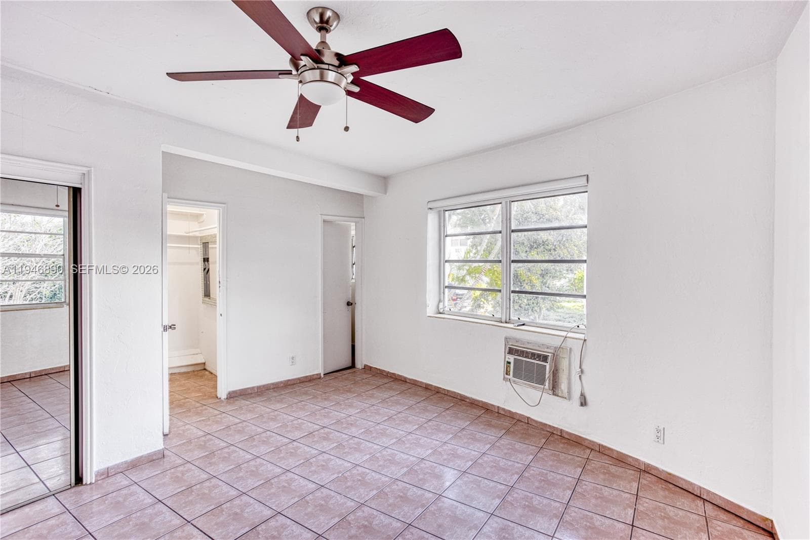 Two closets - plenty of storage