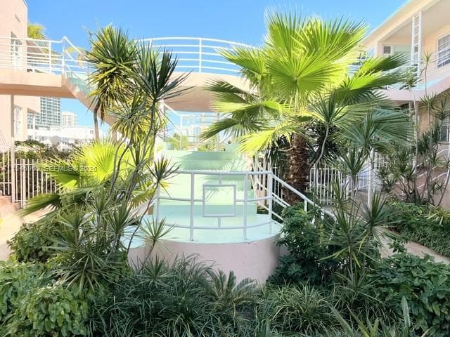 BAY DRIVE CONDO · #1 in Miami Beach - Photo 1