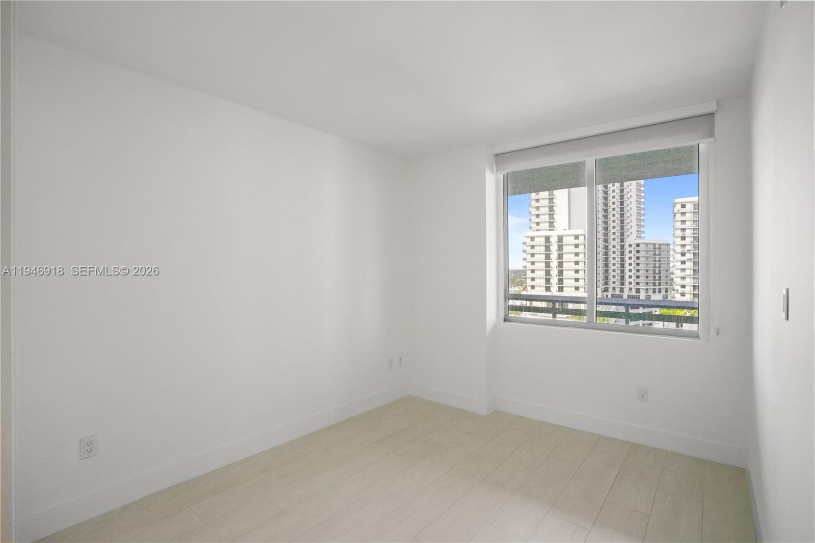 THE HARBOUR SOUTH CONDO · #1518 in North Miami Beach - Photo 13