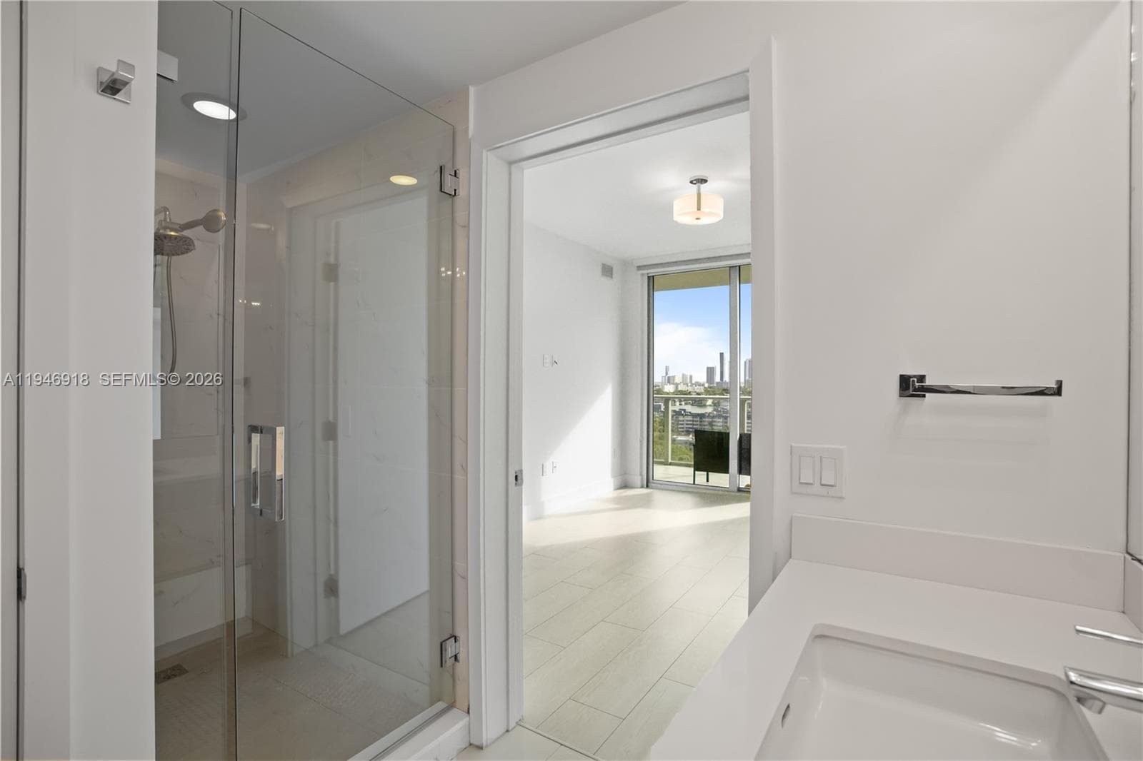 THE HARBOUR SOUTH CONDO · #1518 in North Miami Beach - Photo 7