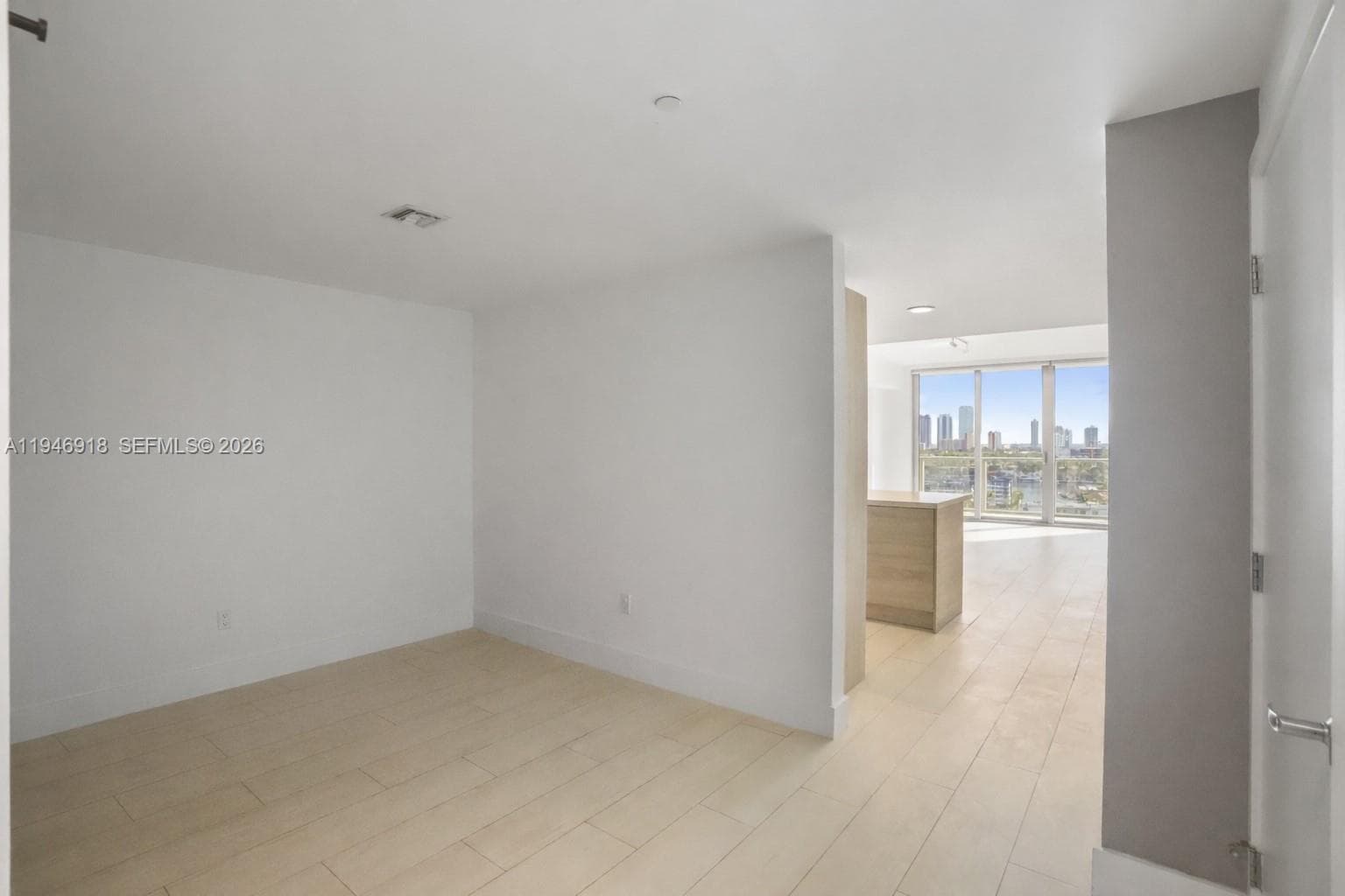 THE HARBOUR SOUTH CONDO · #1518 in North Miami Beach - Photo 15