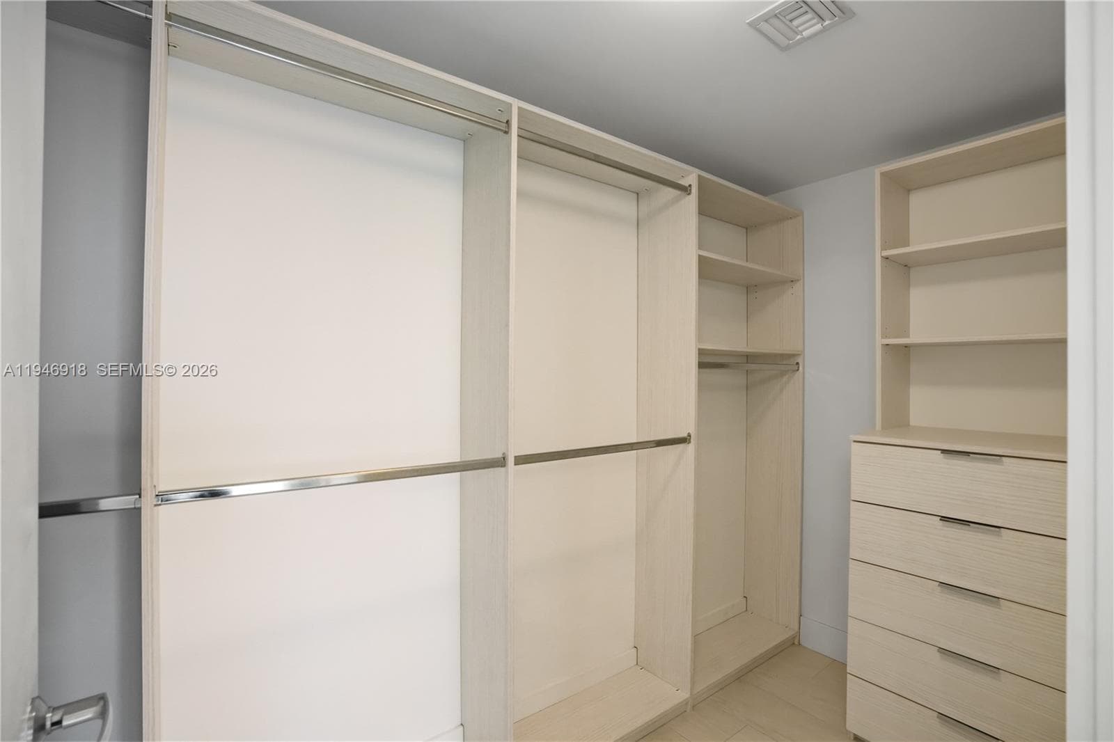 THE HARBOUR SOUTH CONDO · #1518 in North Miami Beach - Photo 11