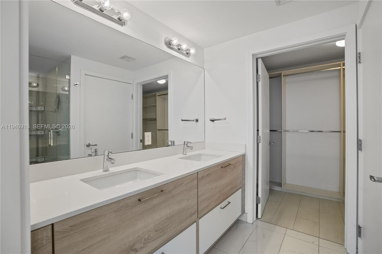 THE HARBOUR SOUTH CONDO · #1518 in North Miami Beach - Photo 8