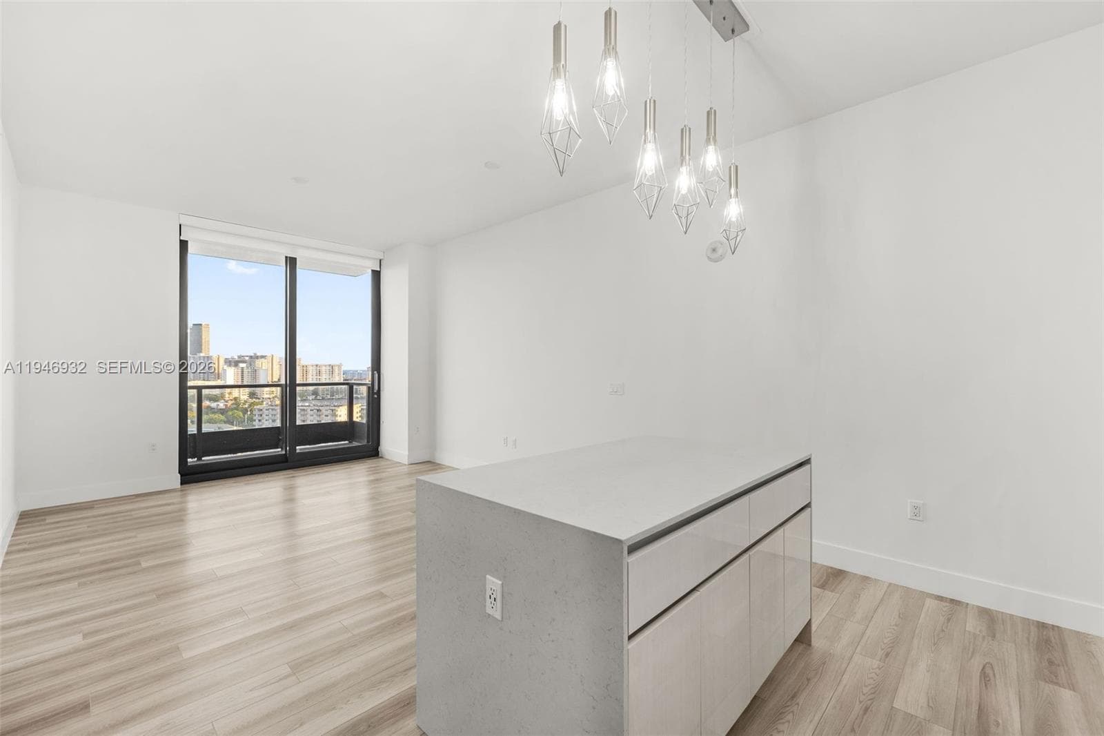 Mondrian Hallandale · #1706 in Hallandale Beach - Photo 4