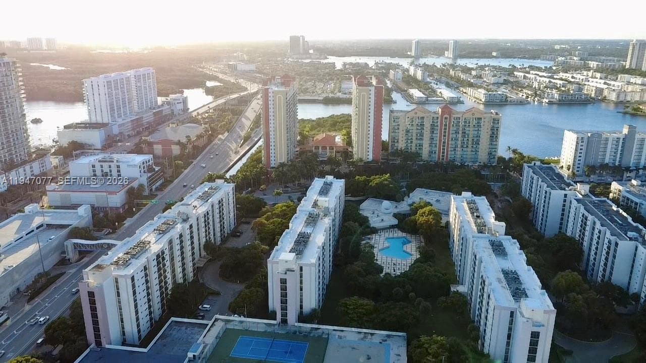PLAZA OF AMERICAS CONDO P · #915 in Sunny Isles Beach - Photo 46