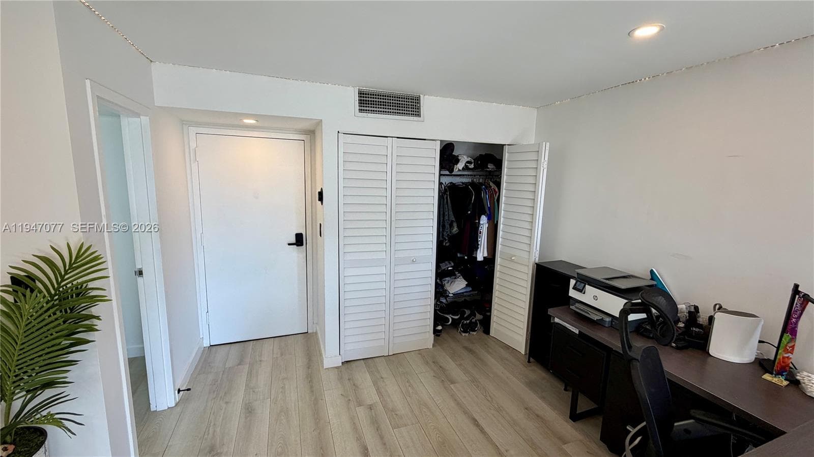 PLAZA OF AMERICAS CONDO P · #915 in Sunny Isles Beach - Photo 16